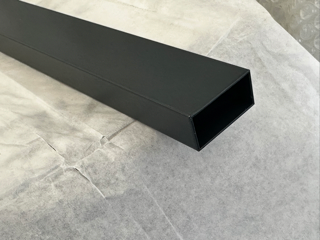 Alumínium kerítésléc iPoly 40x20x6000mm ANTRACIT